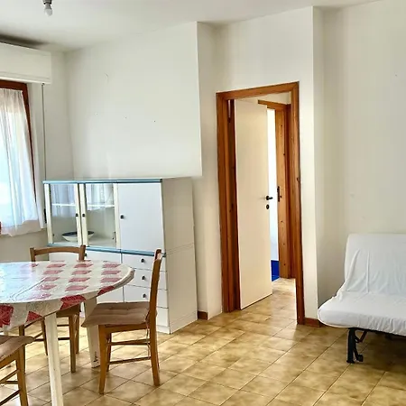 M277 - Marcelli, Trilocale Con Posto Auto E Terrazzo A 100mt Al Mare Lejlighed